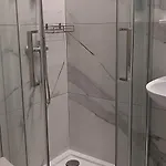 I Ara * Karwia