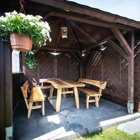I Ara * Karwia